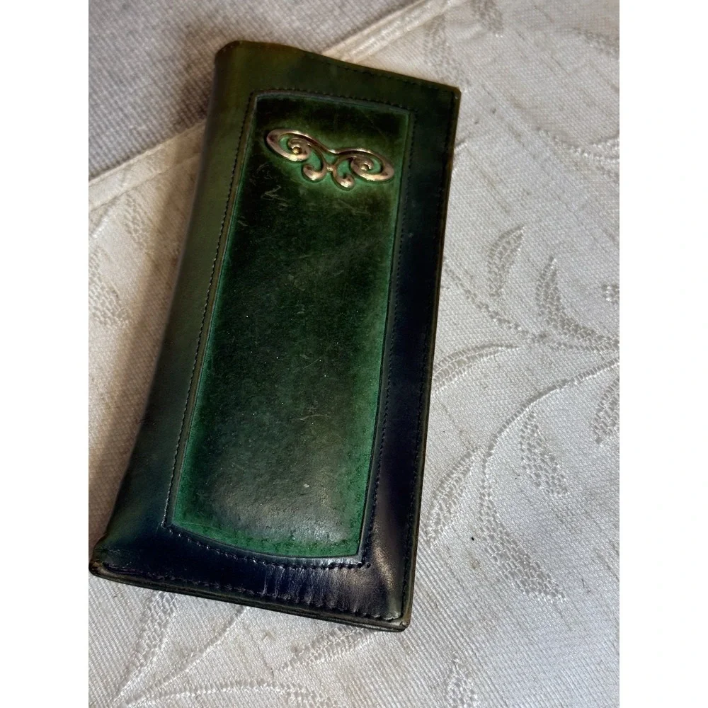 Vintage Green sunglass case dual-snap visor design. Leather With Silver Tone MCM